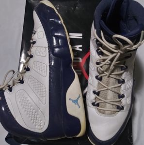 Air Jordan 9 Retro 'Pearl Blue'. W/ original box. Size 13.